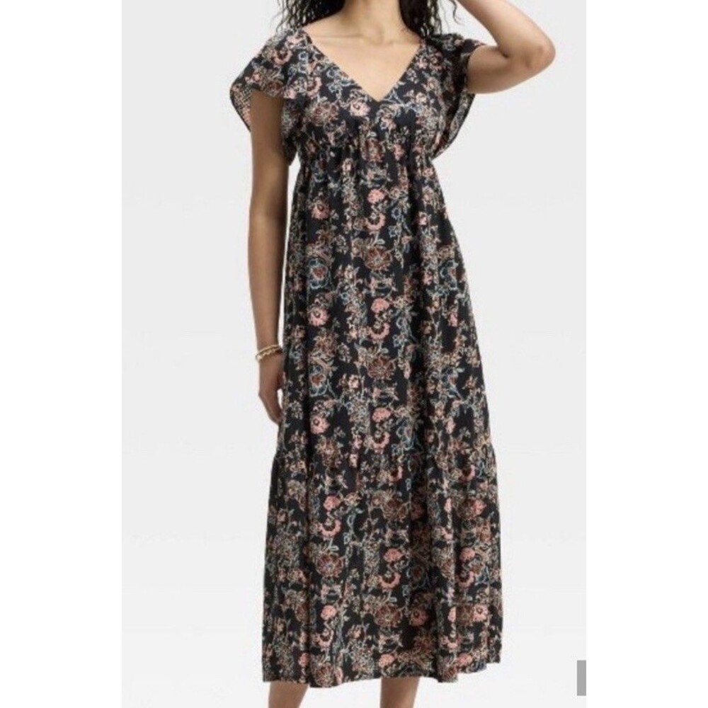 Universal Thread Womens Dark Floral Maxi Dress Size S Tiered Short Sleeves Fall